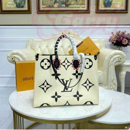 Louis Vuitton LV Crafty OnTheGo Creme/Black