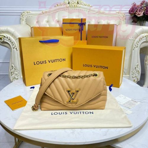 Louis Vuitton LV New Wave Chain Bag Arizona Beige